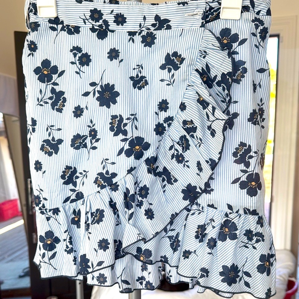 Brand new Moon River Blue and White Ruffled Wrap Midi Skirt